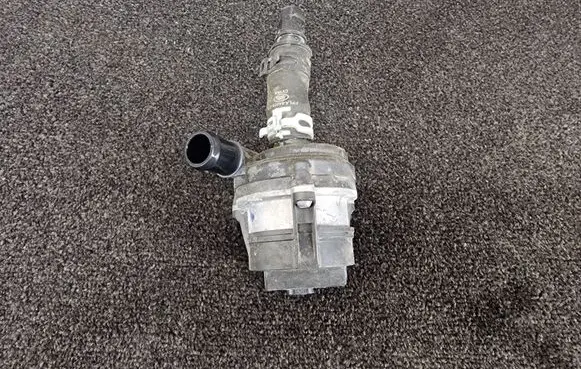 Land Rover Discovery 5 Electric auxiliary coolant/water pump EPLA8501BD