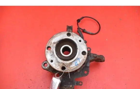 Renault Clio I Front wheel hub spindle knuckle 
