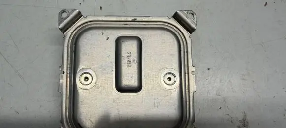 Renault Clio V LED ballast control module 260551566R