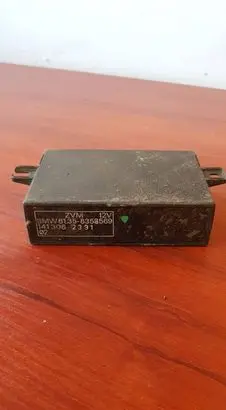 BMW 5 E34 Door central lock control unit/module 8353569