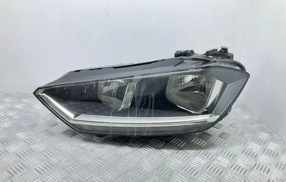 Volkswagen Golf Sportsvan Headlight/headlamp 518941005B