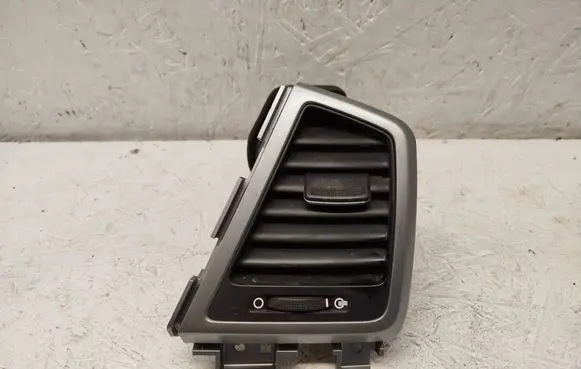Hyundai Tucson TL Dashboard side air vent grill/cover trim D797480900 7L6L0