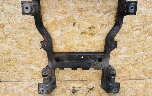 Volkswagen Transporter - Caravelle T5 Front subframe