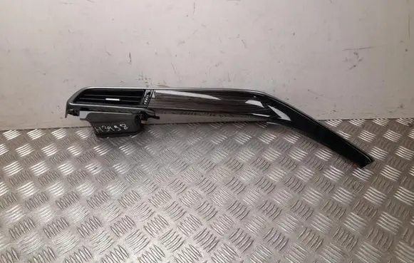 Toyota Camry VIII XV70 Dash center air vent grill 5567033350