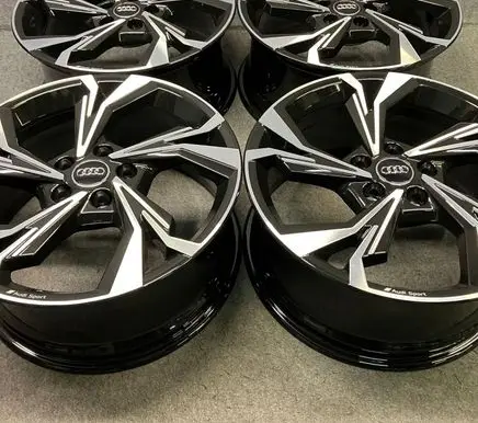 Audi A3 8Y R18 alloy rim 8Y0601025H