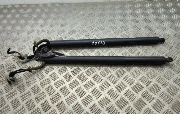 BMW 2 F45 Tailgate strut 743275802
