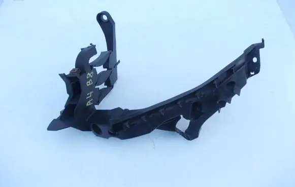 Audi A4 S4 B8 8K Headlight/headlamp mounting bracket 8K0805607C
