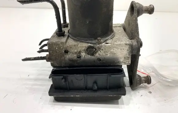 Mercedes-Benz Vito Viano W639 ABS Pump 