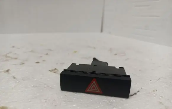 Audi A6 S6 C6 4F Hazard light switch 4F0941509