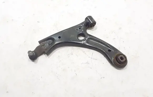 Volvo XC40 Front lower control arm/wishbone 32221283