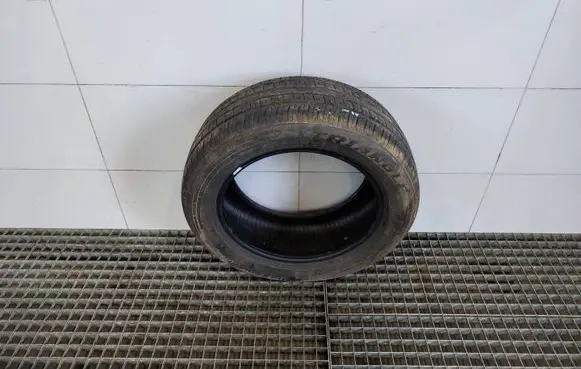 Volvo V60 R16 summer tire 