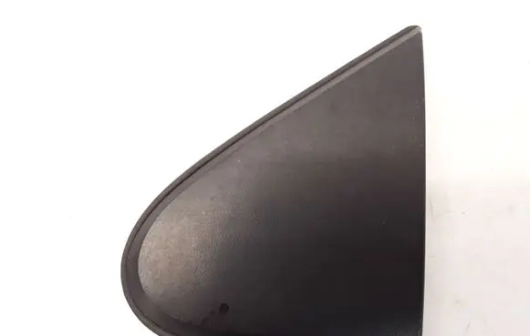 Nissan Almera Tino Fender end trim 3003393