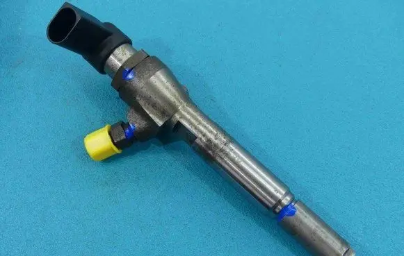 Fuel injector