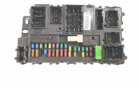 Ford Fusion II BSM Control unit DG9T15604 A2C7382020300 13136001800