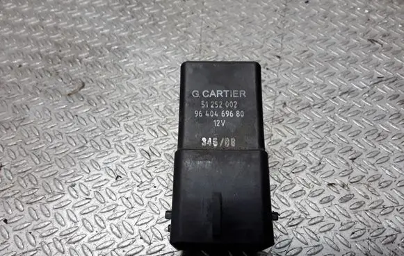 Peugeot 407 Glow plug pre-heat relay 9640469680
