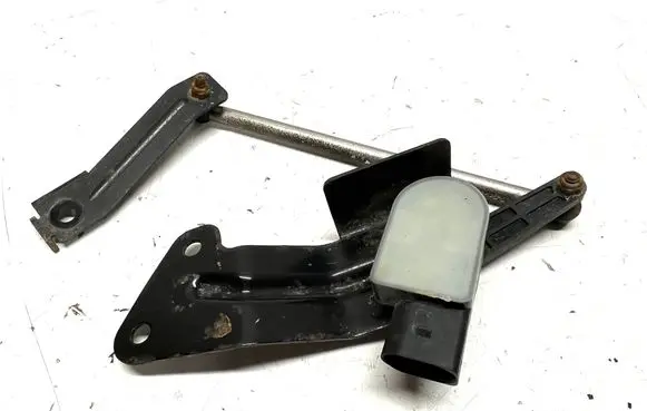 Nissan Navara D23 Headlight/headlamp level sensor 6PM01001773AG 5381289901 6PM01019535
