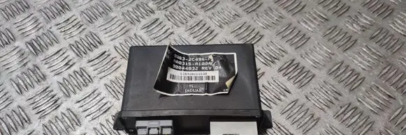 Jaguar XF X250 Parking PDC control unit/module 8W832C496AC
