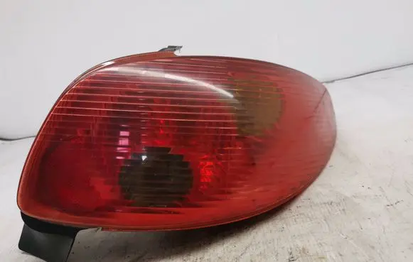 Peugeot 206 Rear/tail lights
