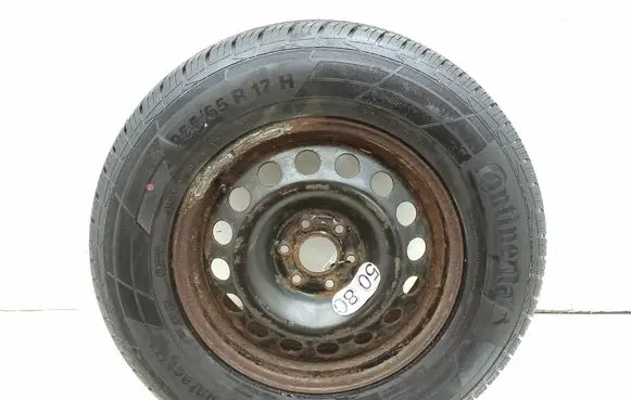 Nissan Navara D23 R17 spare wheel
