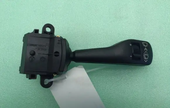 BMW 5 E39 Wiper control stalk 8363664 01204000