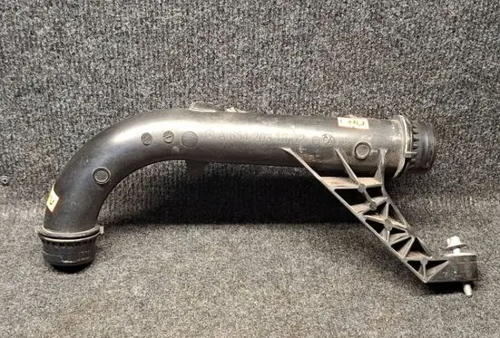 Mercedes-Benz E W213 Engine coolant pipe/hose A6542031302