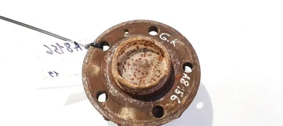 Volvo S80 Rear wheel hub