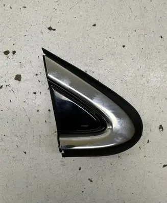 Lexus RX 450H Fender end trim 6011748030