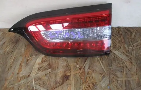 Jeep Grand Cherokee Tailgate rear/tail lights