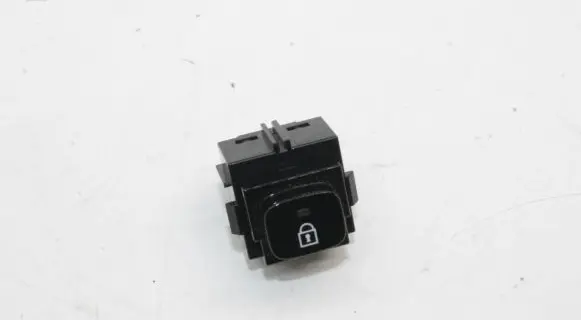 Polestar 2 Central locking switch button 32279487