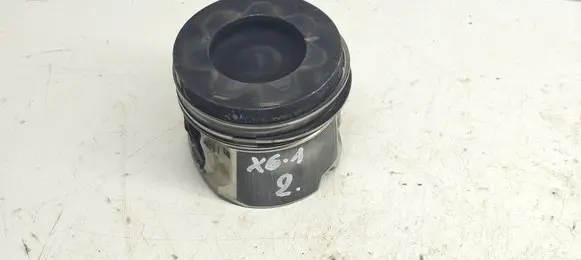 BMW X6 E71 Piston 84L110