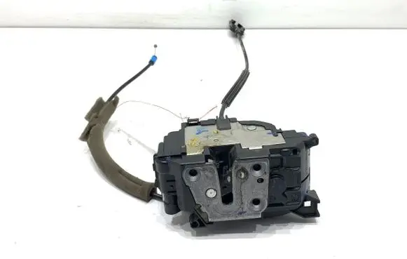 Renault Kangoo II Rear door lock 8200542396