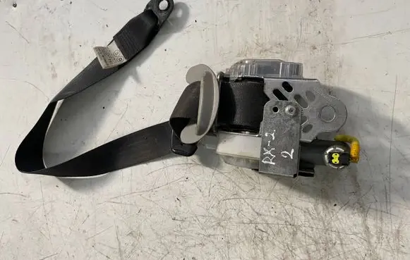 Lexus RX 330 - 350 - 400H Front seatbelt 7K7290P