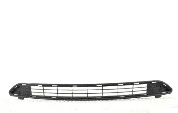 Toyota RAV 4 (XA40) Front bumper lower grill 5311242100