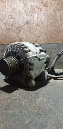 Skoda Octavia Mk2 (1Z) Generator/alternator 03L903023F