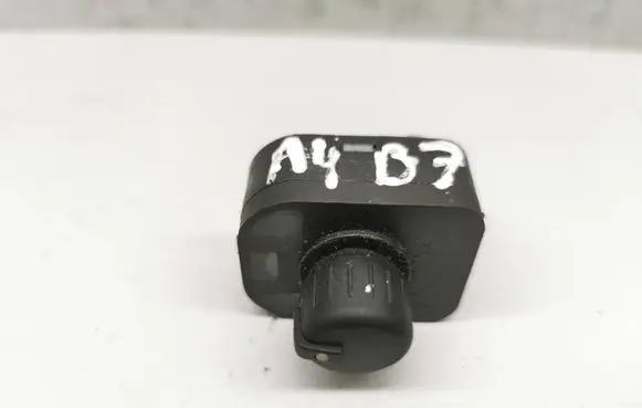 Audi A4 S4 B7 8E 8H Wing mirror switch 8E0959565 PBTPGF20BB1