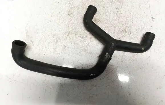 Audi 80 90 B2 Breather hose/pipe 068103493b