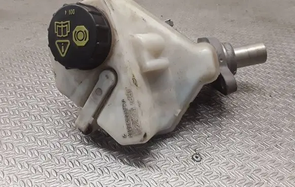 Volvo V70 Master brake cylinder 03350885571