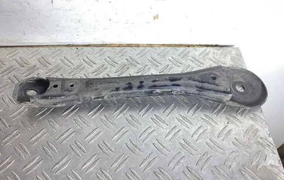 Radiator support slam panel bracket