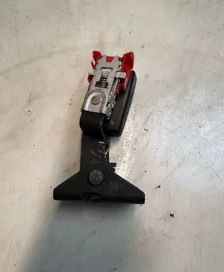 Porsche Cayenne (9PA) Middle seatbelt buckle (rear) 7L0857822B 1708200481