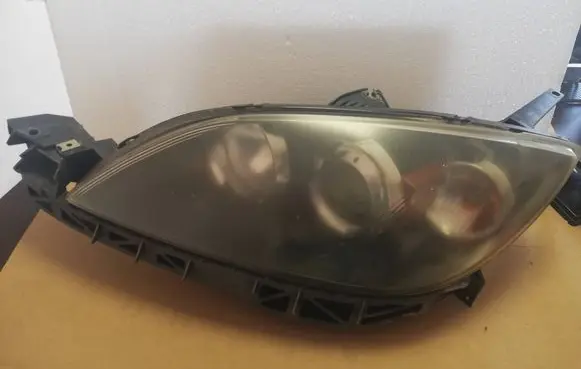 Mazda 3 I Headlight/headlamp 90739000