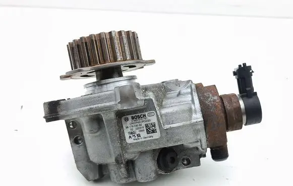Peugeot 308 Fuel injection high pressure pump 9817903080 0445010761