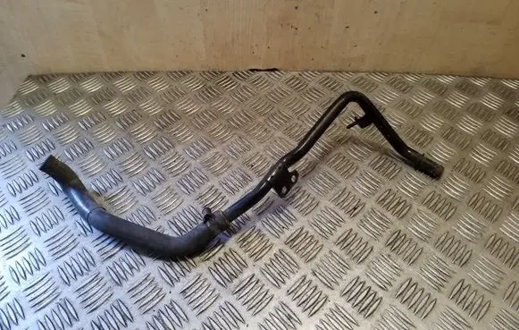 Audi A6 S6 C4 4A Engine coolant pipe/hose 4A0121075