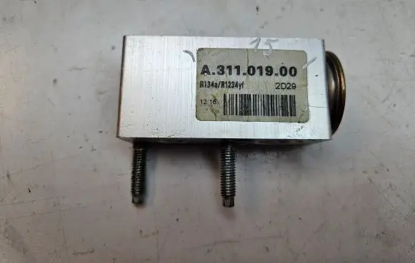 Citroen C5 Aircross Air conditioning (A/C) expansion valve A31101900