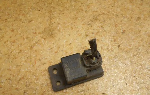 Toyota Land Cruiser (J100) Other control units/modules 