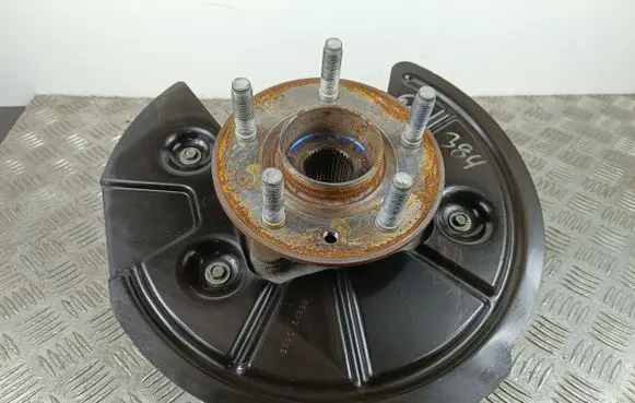 Jeep Grand Cherokee WL Rear wheel hub 68401941AB