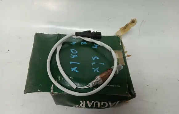Jaguar XJ X40 Lambda probe sensor DBC10744 0258003313