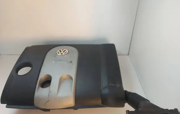 Volkswagen Touran I Engine cover (trim) 03C129607K