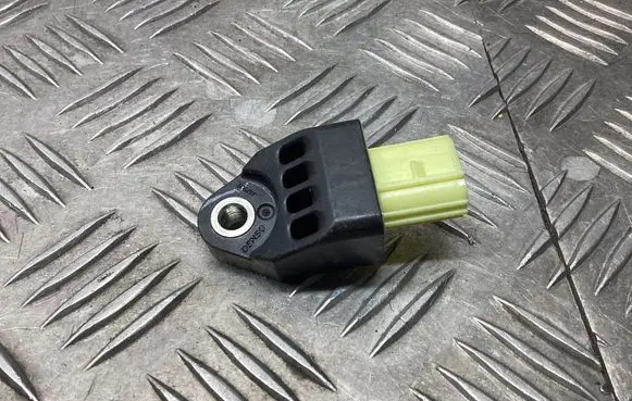 Toyota Land Cruiser (J200) Airbag deployment crash/impact sensor 8983160010