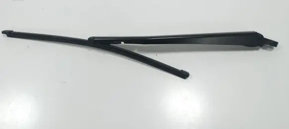 BMW 1 E81 E87 Rear wiper blade arm 7138507