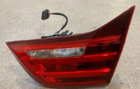 BMW 4 F32 F33 Tailgate rear/tail lights 7296102